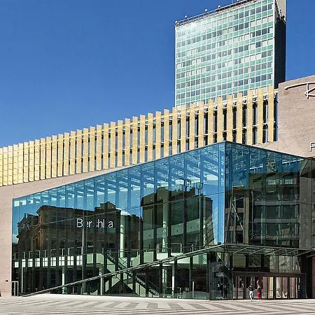 Station 82a Charleroi-airport Apartament